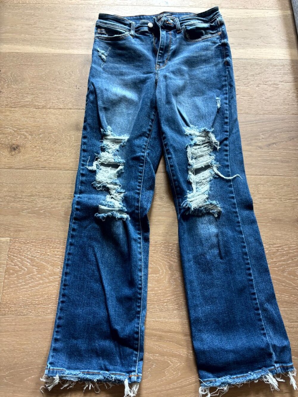 Judy Blue Distressed Dad Jean